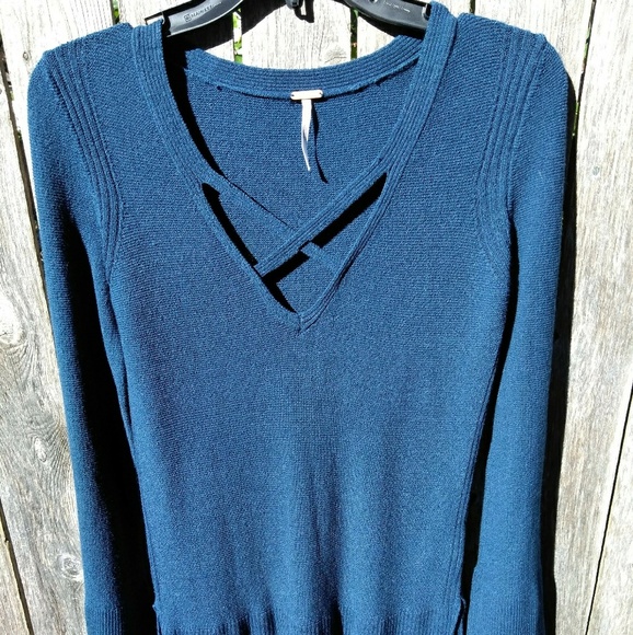 Free People Sweater - Picture 3 of 5